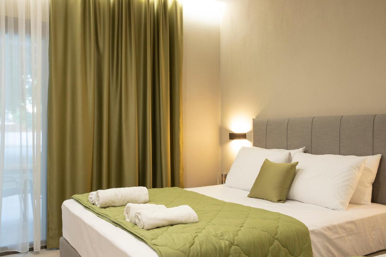 Olympus Suites Paralia Panteleimonos Exterior photo